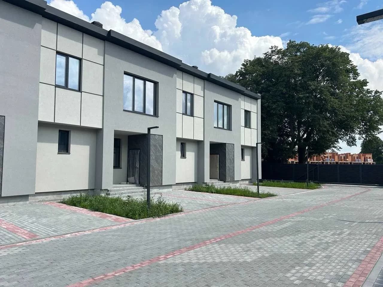 Таунхаус, Бірки: дизайнерський проект, два паркомісця - фото 3
