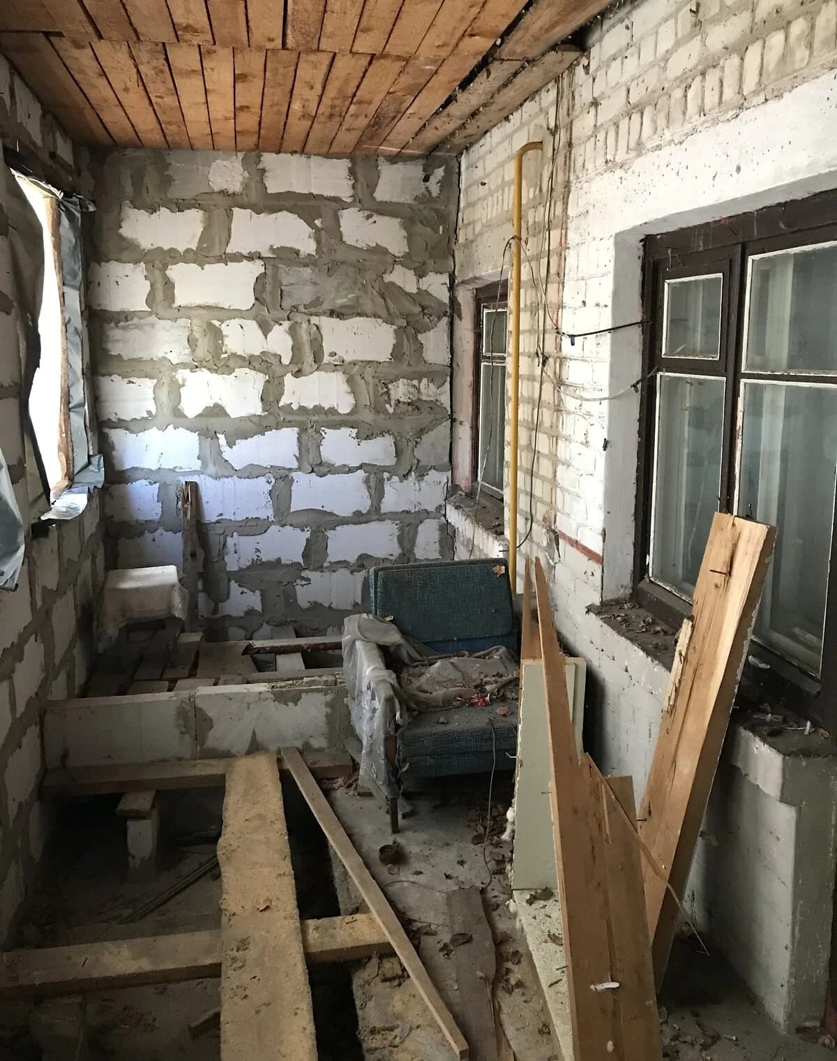 3-кімнатна квартира, Козелець: паркомісце, індивідуальне газове опалення