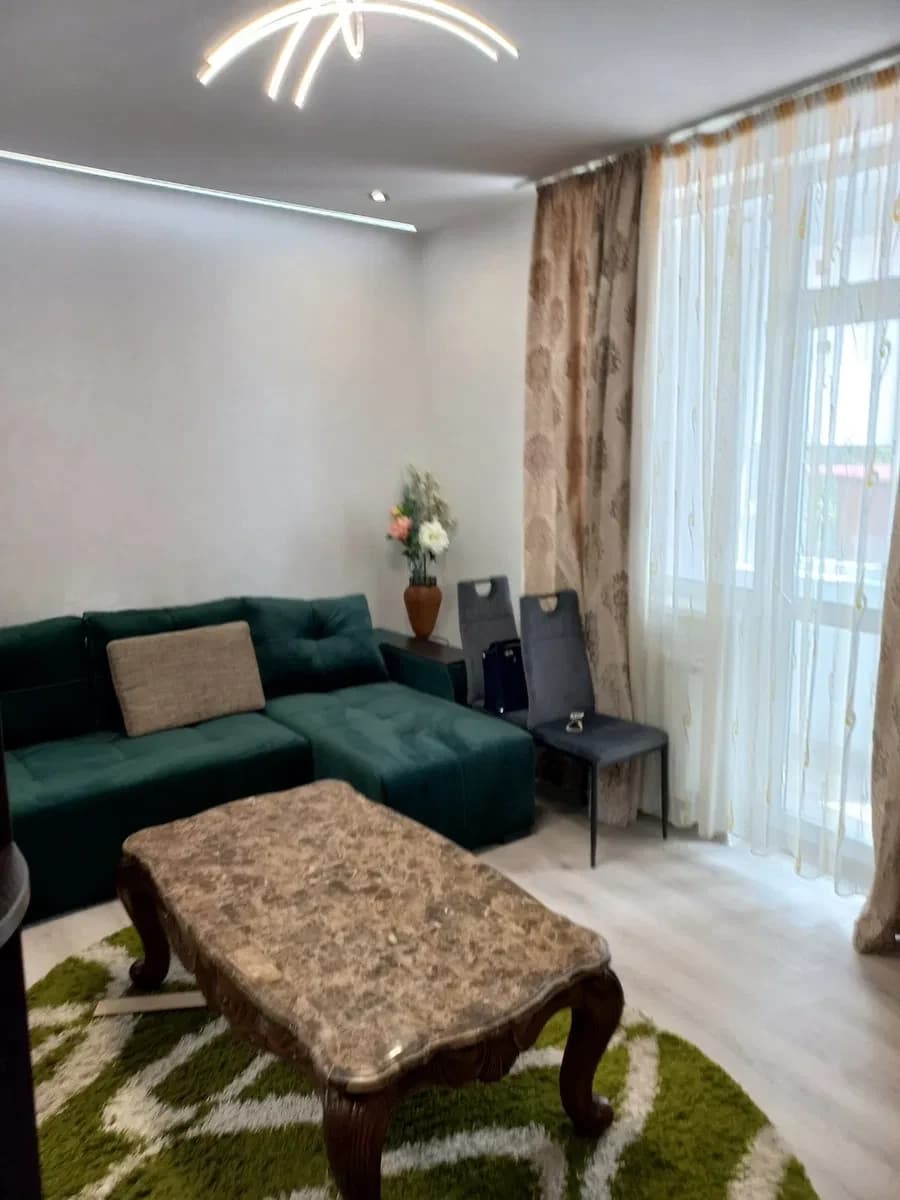 3-кімнатна квартира, Самбір: переуступка, без податків для покупця - фото 1