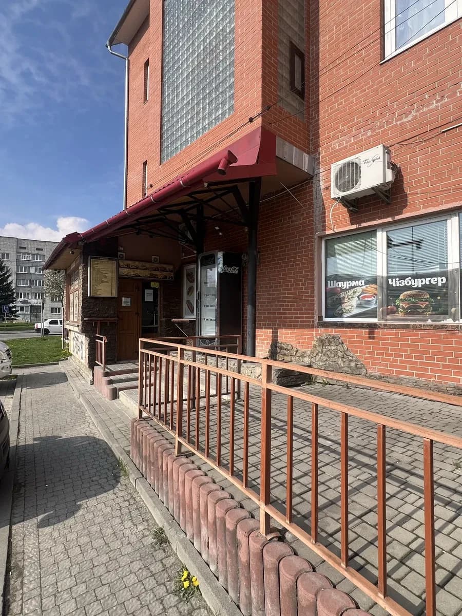 Приміщення, Трускавець: фасадне, два входи, під кав’ярню - фото 4