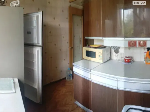 2-кімнатна квартира, Солдатська Слобідка: цегляні стіни, балкон - фото 1