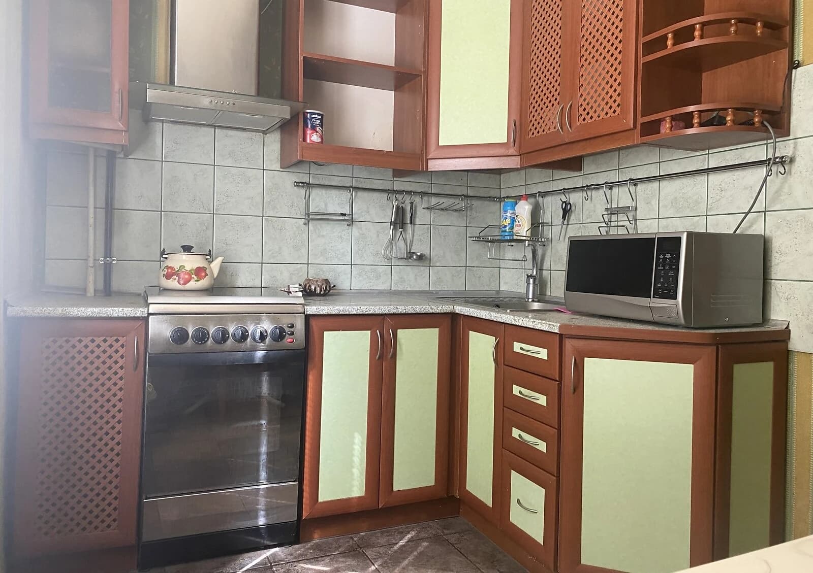 3-кімнатна квартира, Комунарський: панельний будинок, зовнішнє утеплення