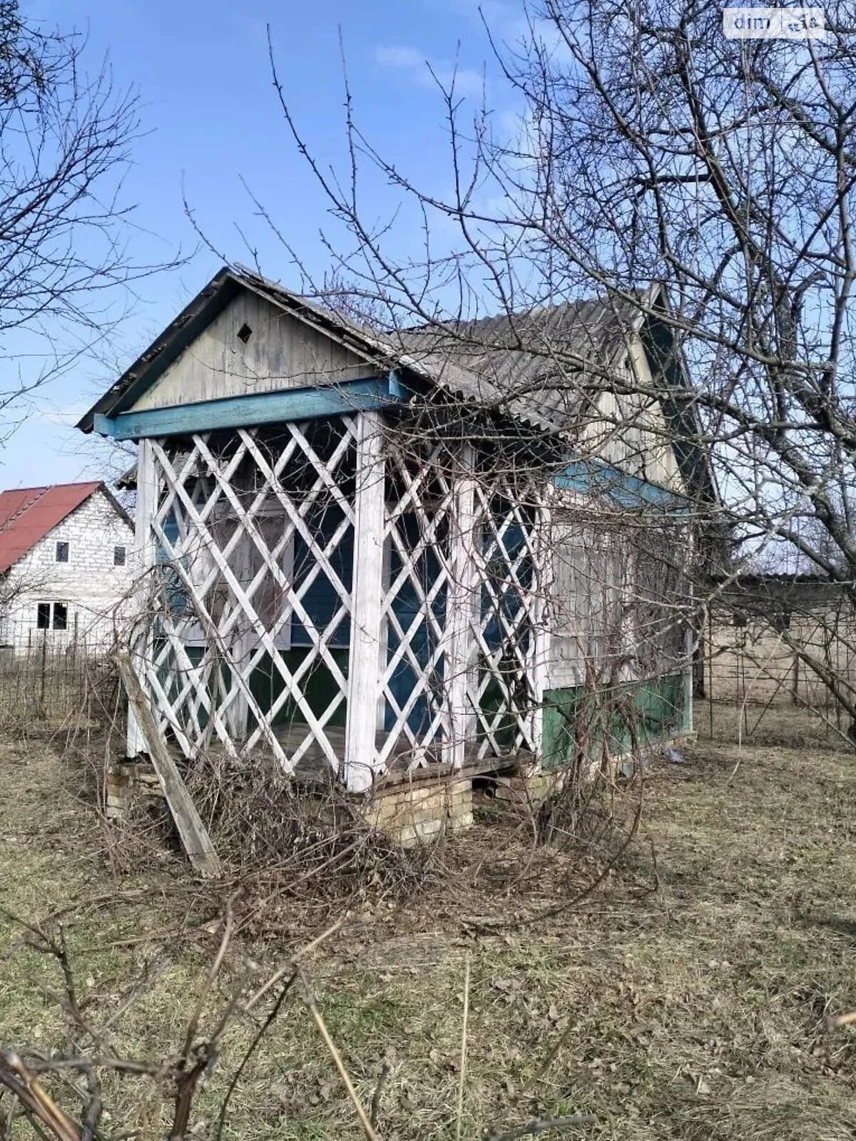 Дача, ДК Схід: цегляні стіни, централізоване опалення - фото 1
