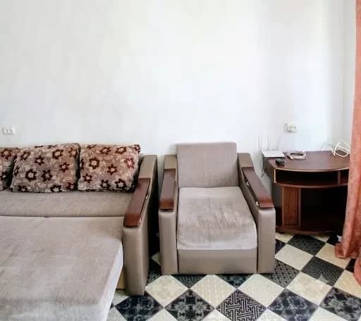 Студія, Суми: гаряча вода постійно, поруч з АТБ, з меблями - фото 2