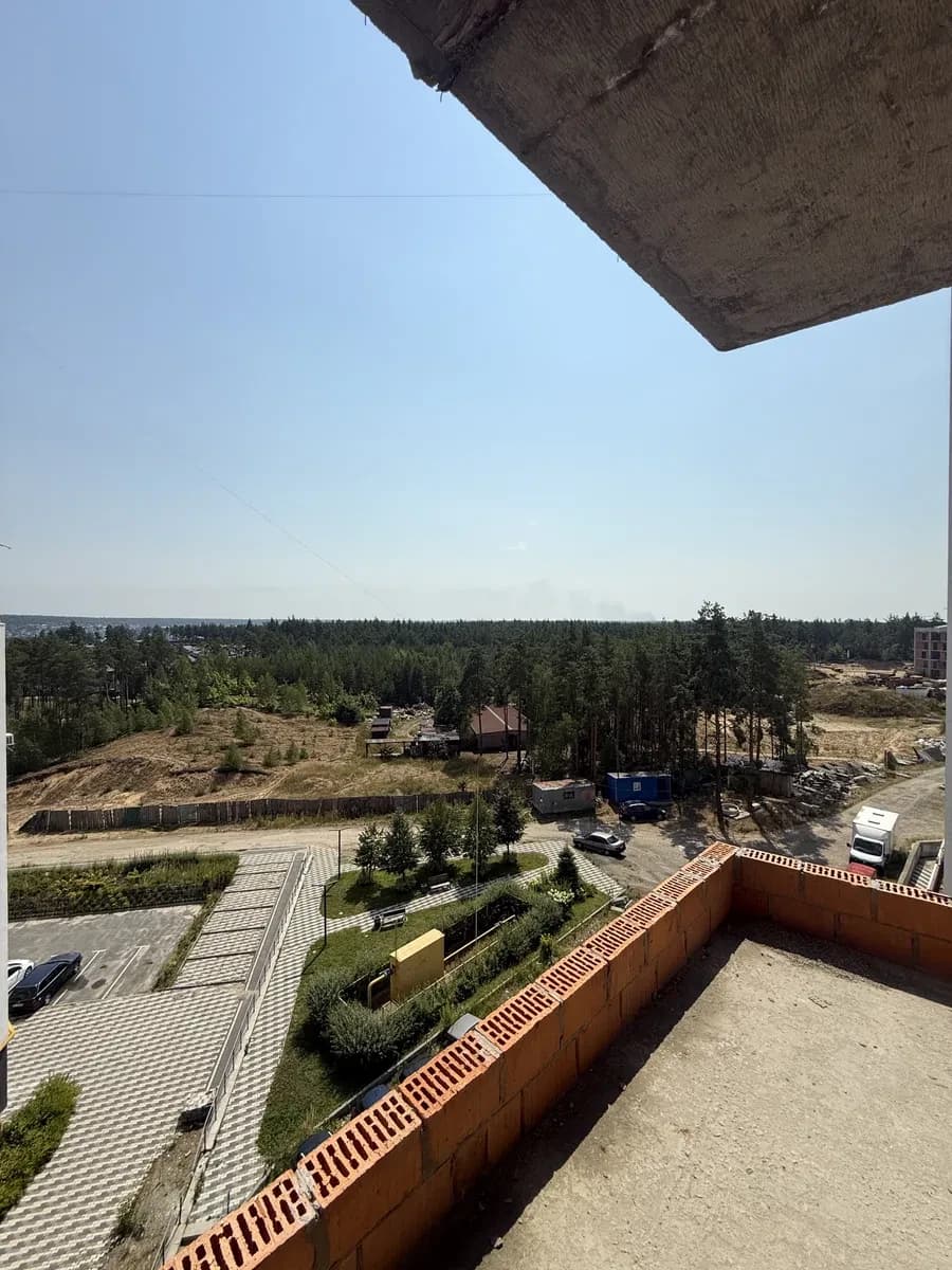 1-кімнатна квартира у ЖК Парк Таун: вид на ліс, 20 хвилин до Києва