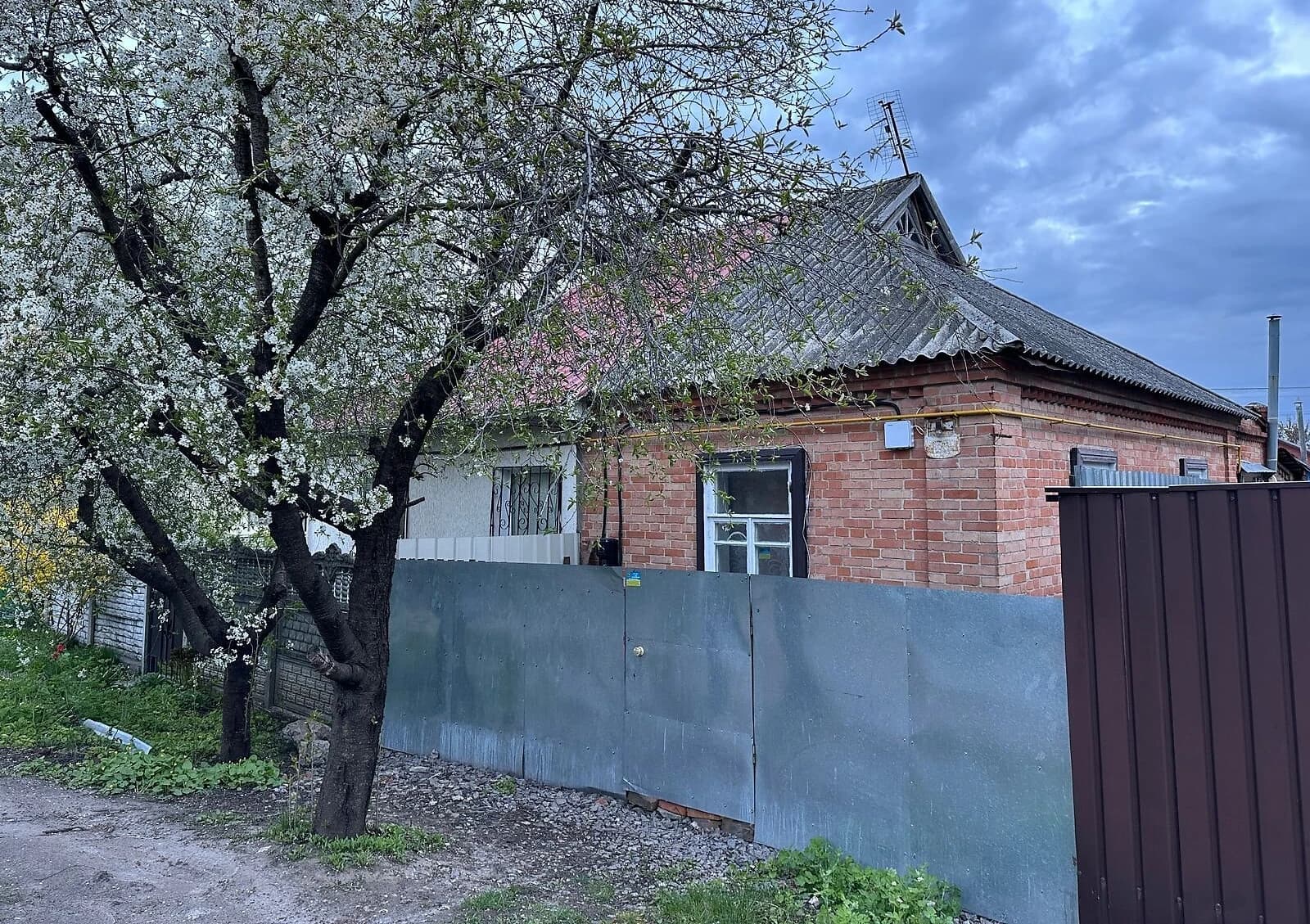 Частина будинку, Юрівка: басейн, ділянка 261 м², індивідуальне опалення - фото 1