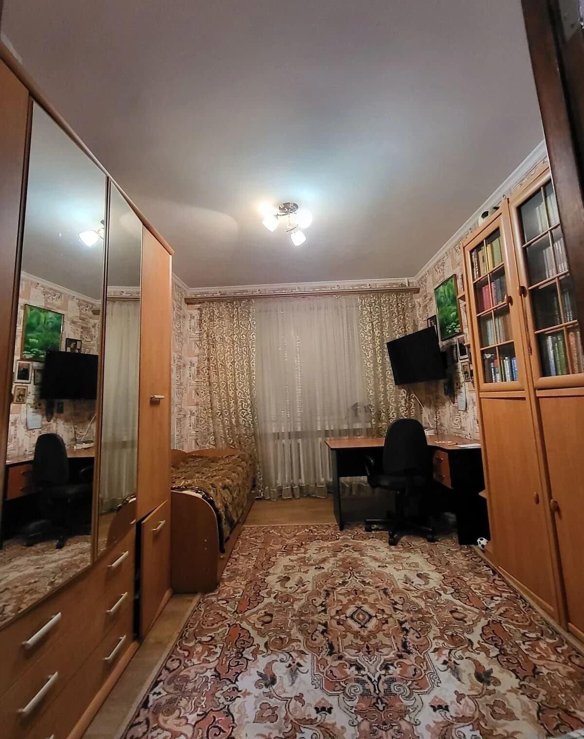 3-кімнатна квартира, Центр: євроремонт, централізоване опалення - фото 5