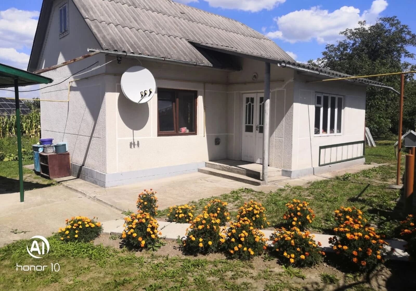 Будинок, Хотин: 15 соток, газобетонні стіни