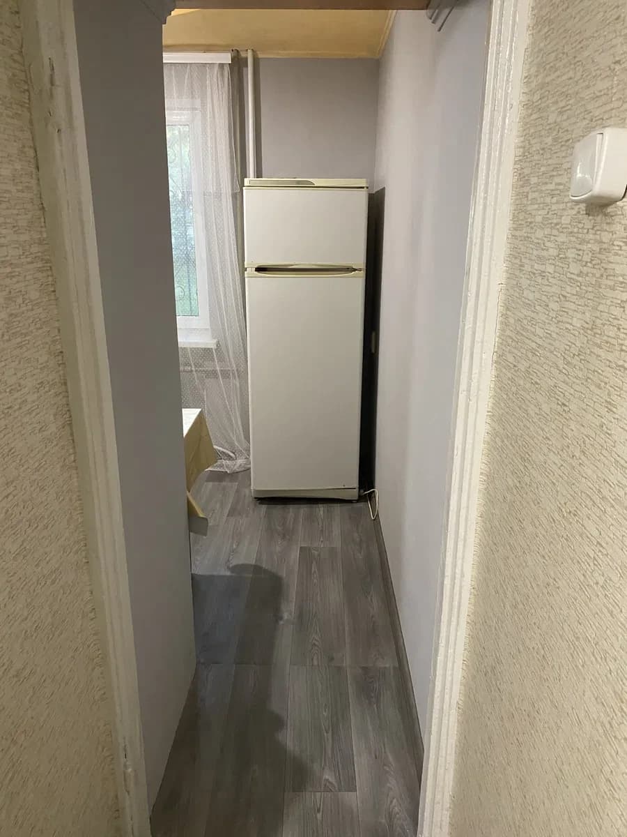 2-кімнатна квартира, Гайдамацька: косметичний ремонт, погріб - фото 4