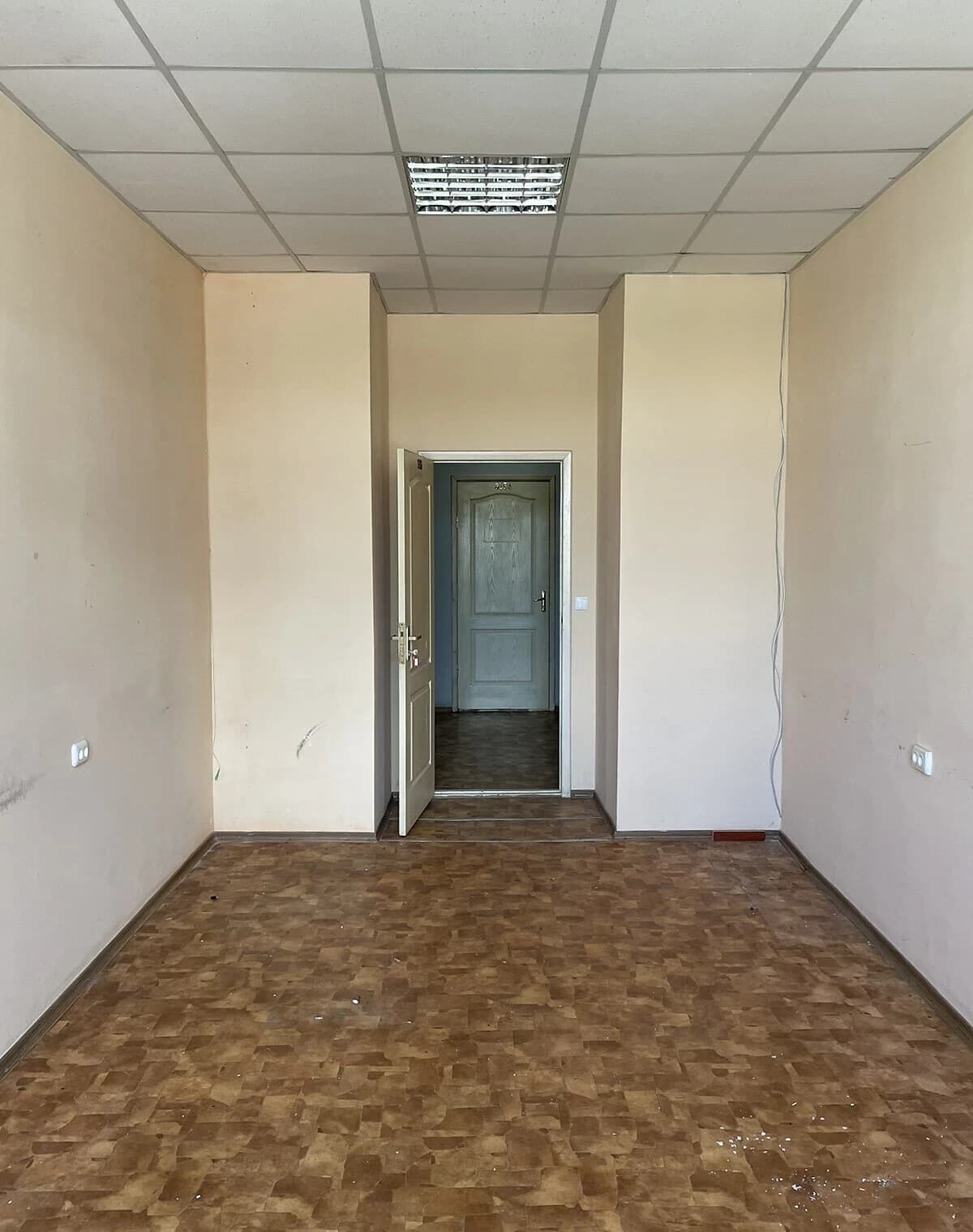 Офіс, Новобаварський: торгово-офісний центр, стеля 3 м - фото 5