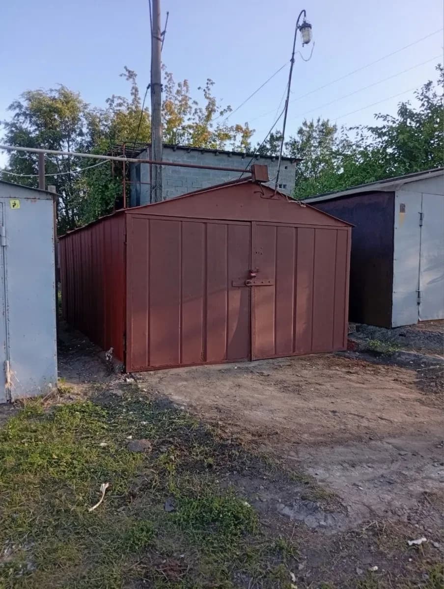 Гараж, Шевченківський: яма, погріб, світло 220 В