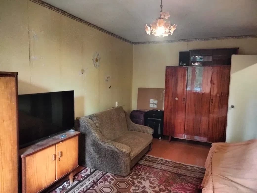 1-кімнатна квартира, Польова: житловий стан, меблі - фото 2