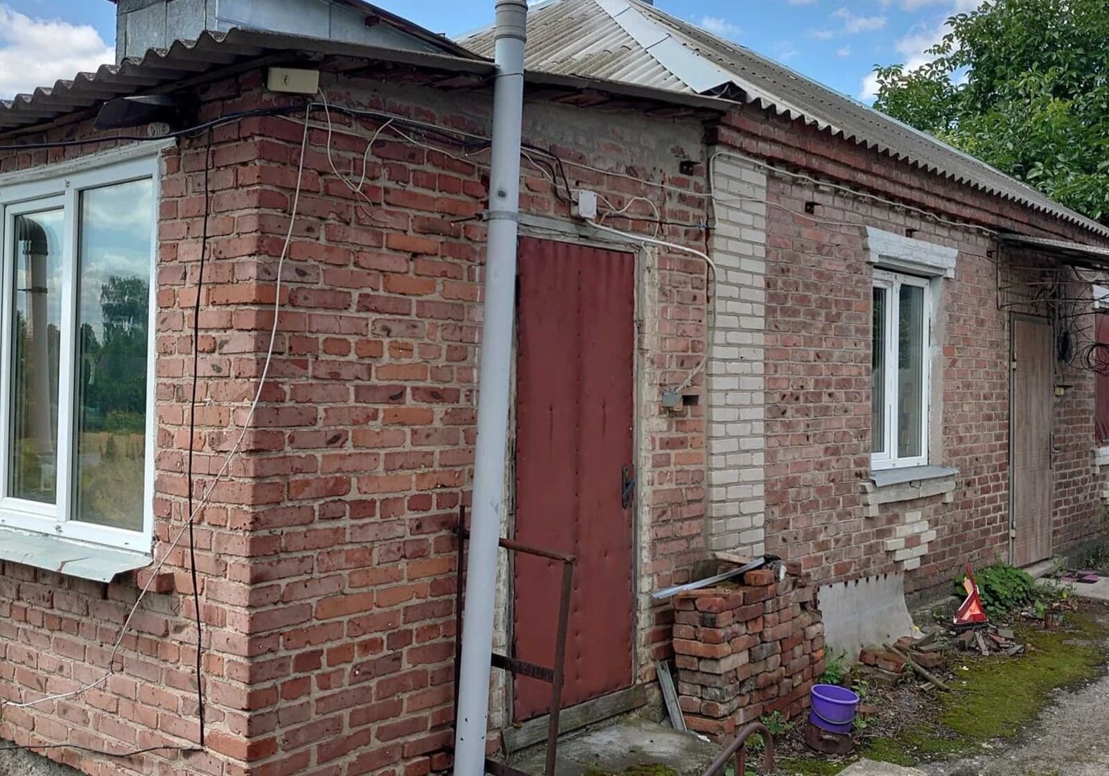 Будинок, Ізюм: опалення, цегляні стіни - фото 3