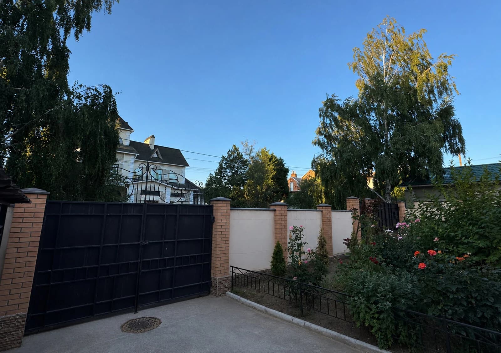 Будинок, Корабельний: гараж із підвалом, резервне живлення, 9 соток - фото 4