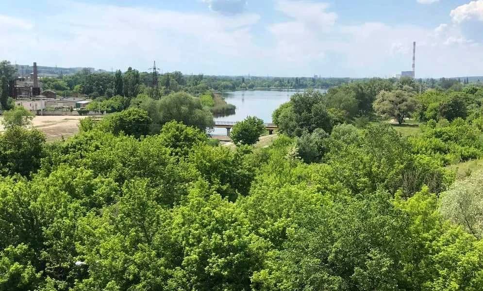 2-кімнатна квартира у ЖК Л. Малої: без ремонту, індивідуальне опалення - фото 1