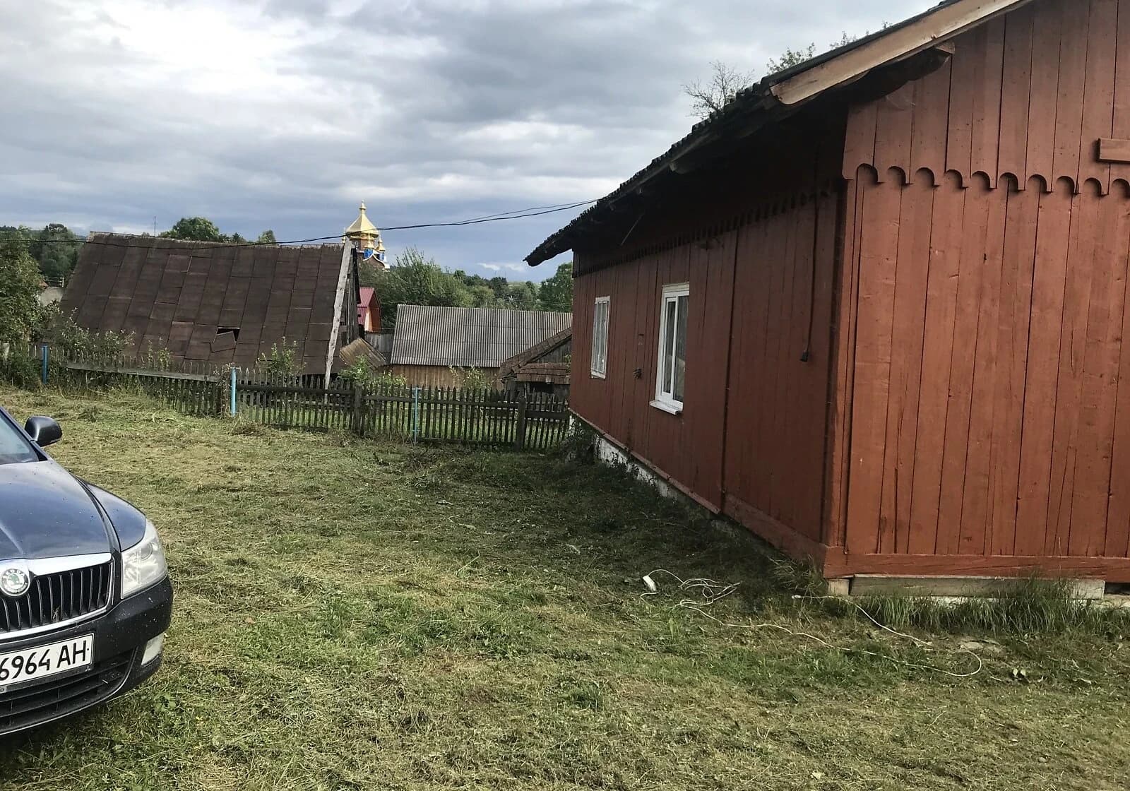 Будинок, Жукотин: веранда, криниця, гараж із підвалом - фото 4