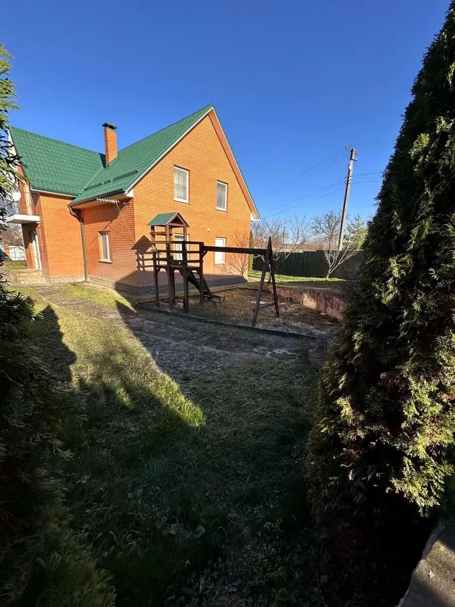 Будинок, Вишеньки: басейн, генератор, 8 соток