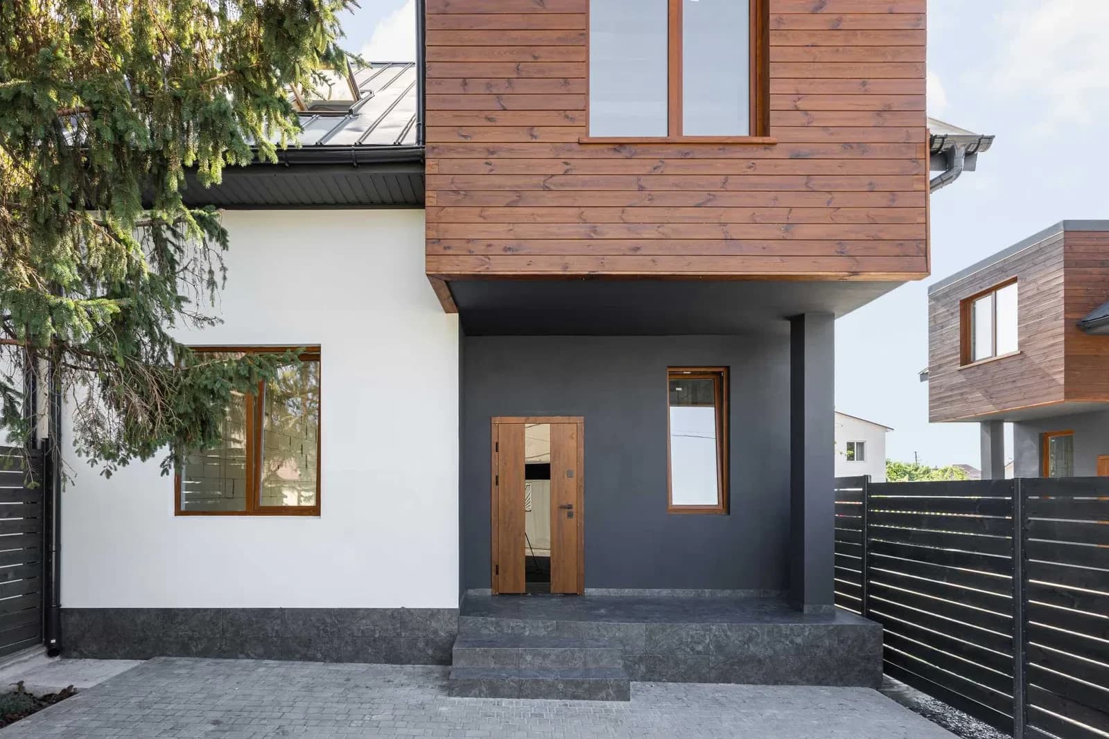 Таунхаус у ЖК Casa Fontana: готовий, 2 рівні, власна земля - фото 1