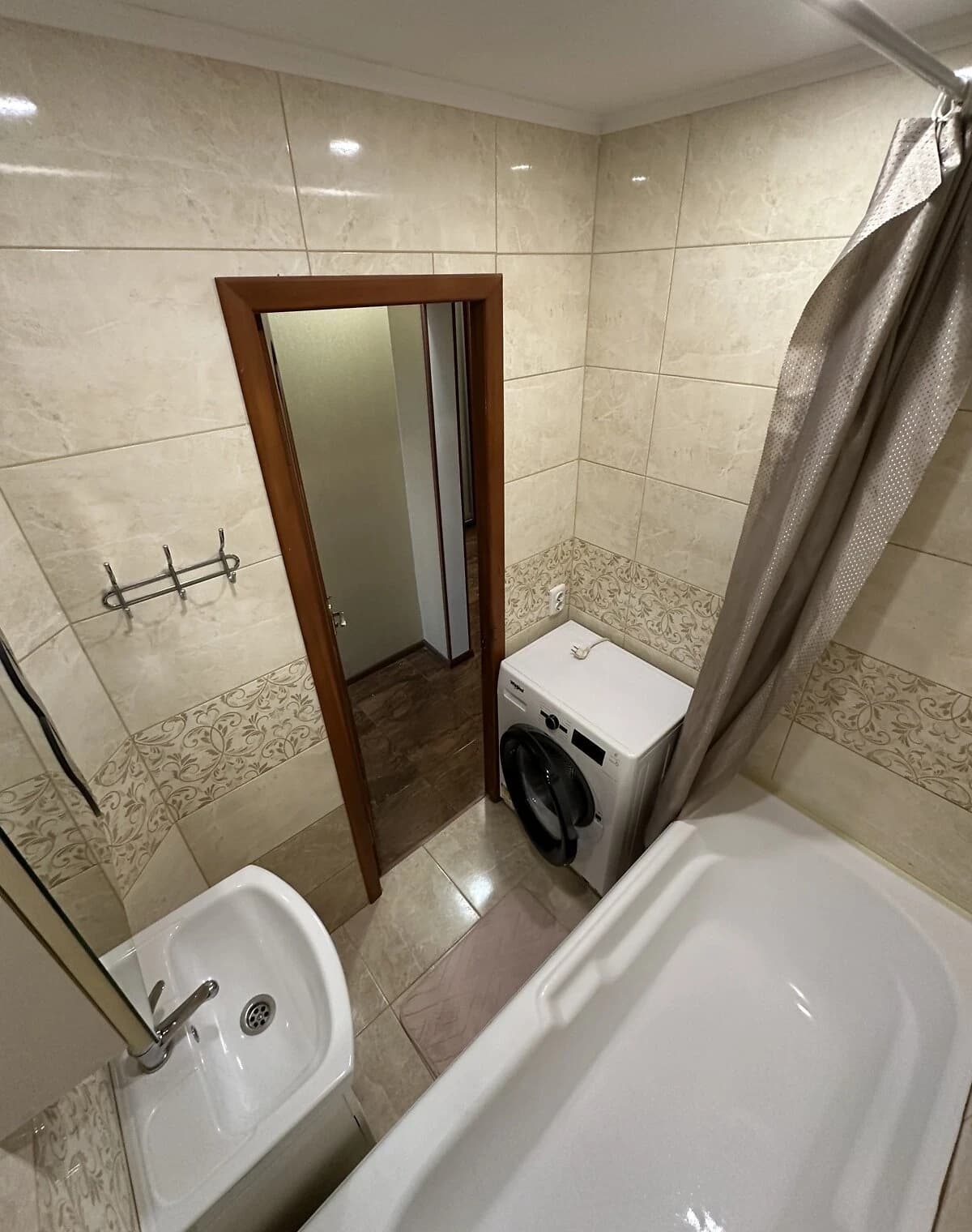 1-кімнатна квартира, Нивки: євроремонт, вода без світла - фото 5