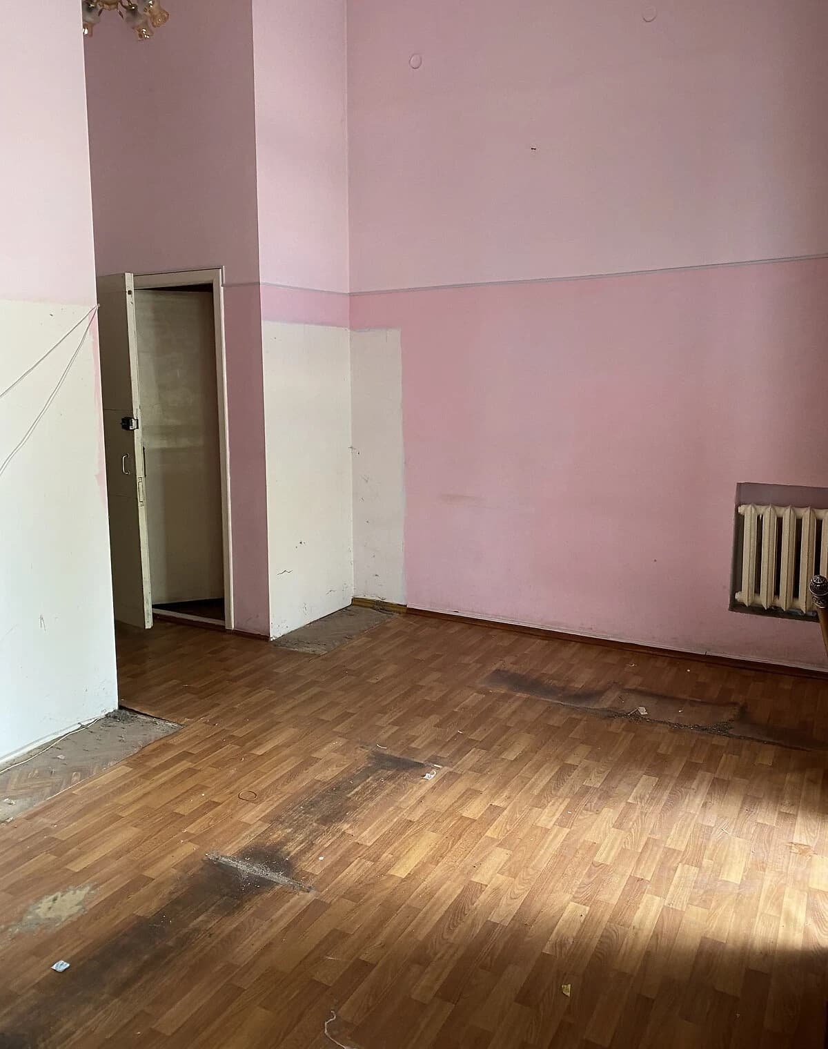 Приміщення, Центральний: окремий вхід, високі стелі - фото 3