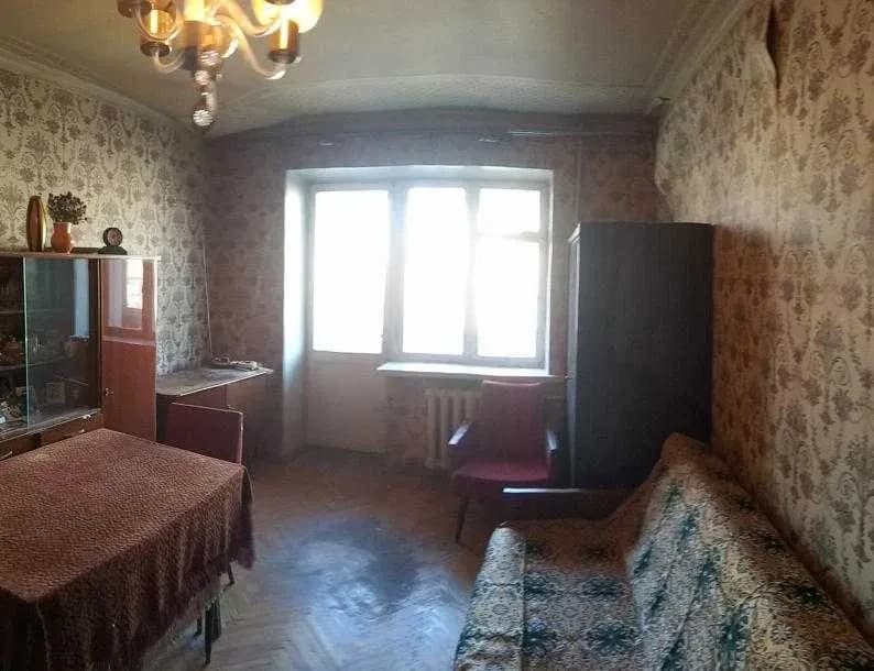 2-кімнатна квартира, Салтівський: можна жити, засклений балкон