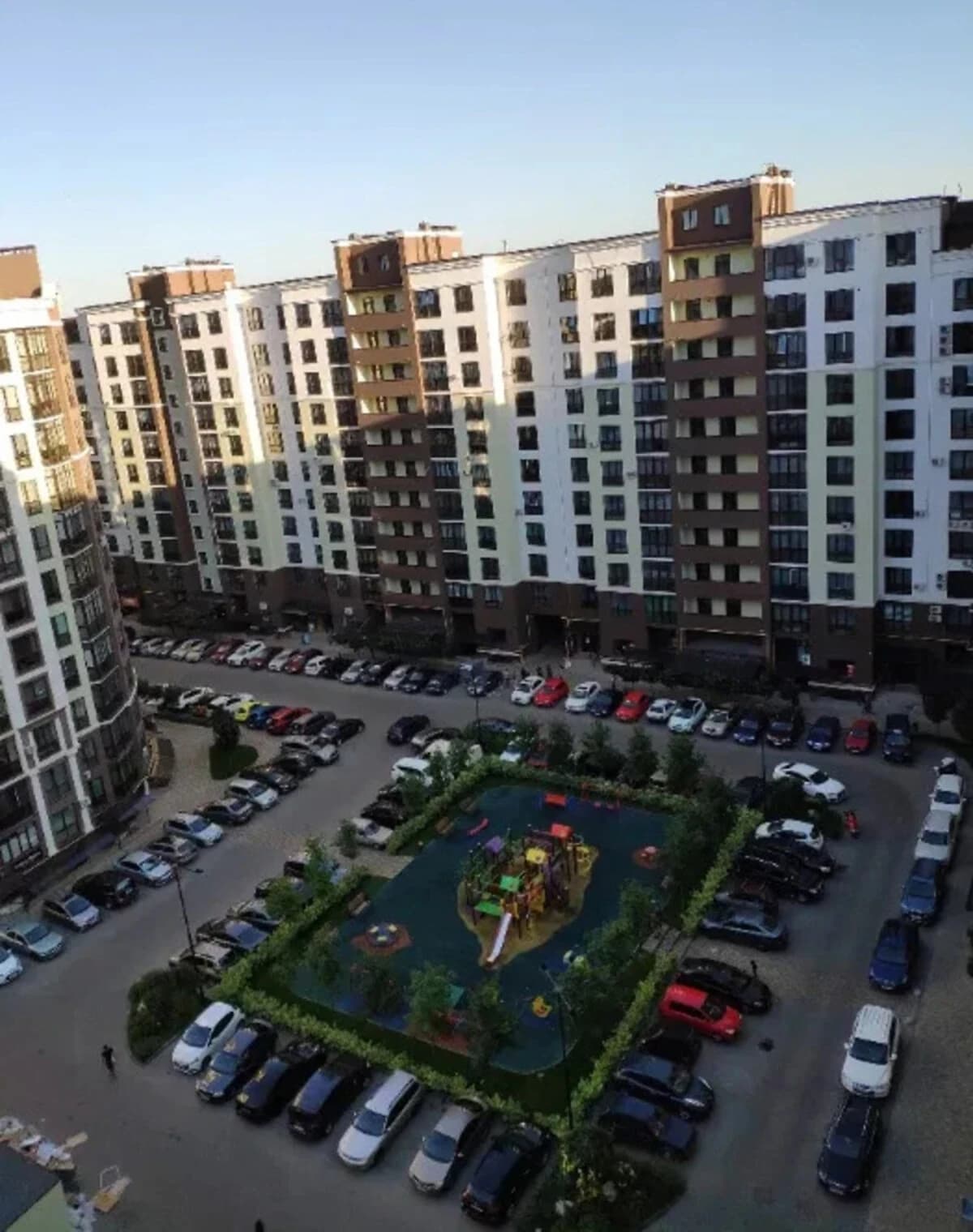 1-кімнатна квартира, Биківня: євроремонт, панорамні вікна - фото 1