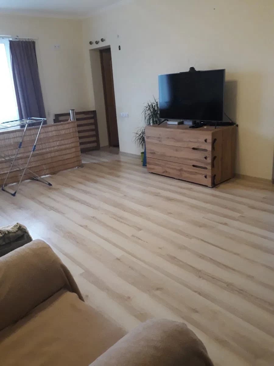 3-кімнатна квартира, Підгірці: резервне живлення, паркування - фото 4