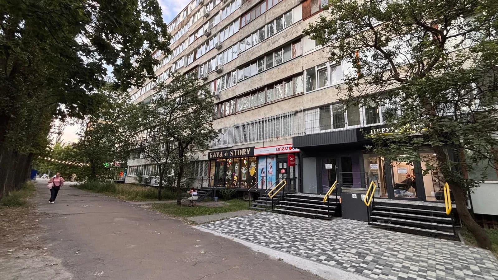 Приміщення, Святошинський: фасадне, 5 кВт, у житловому фонді - фото 2