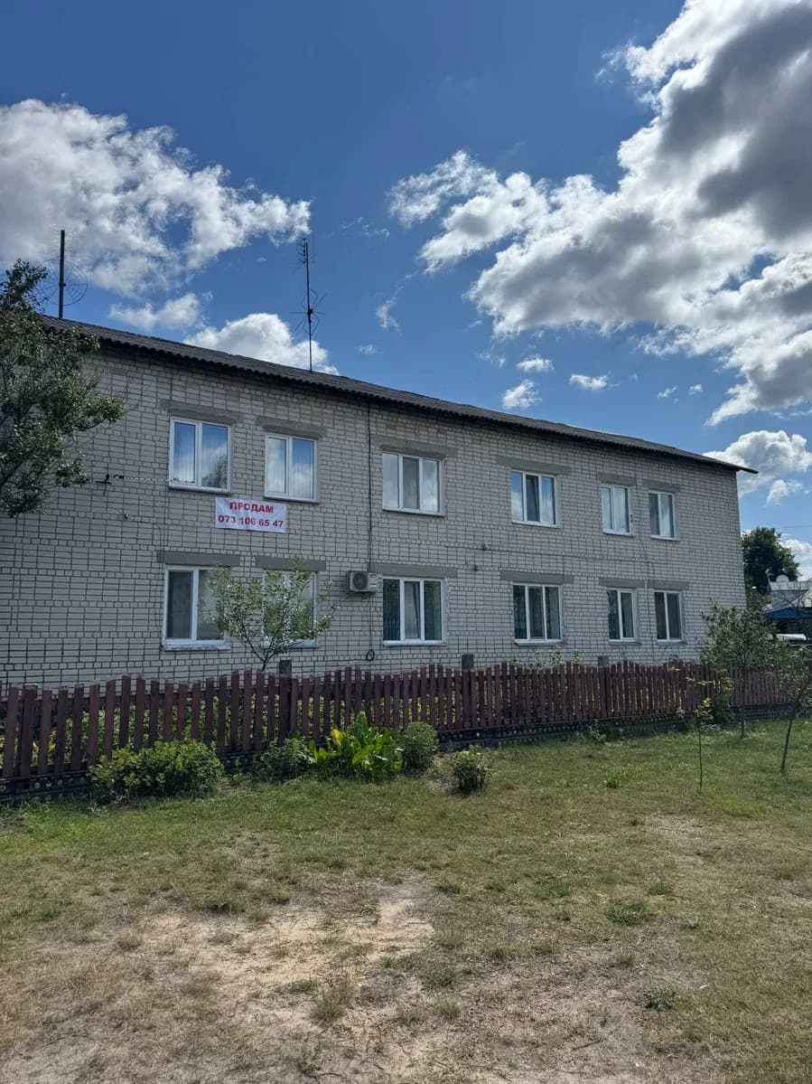 3-кімнатна квартира, Добрянка: меблі й техніка, гараж - фото 2