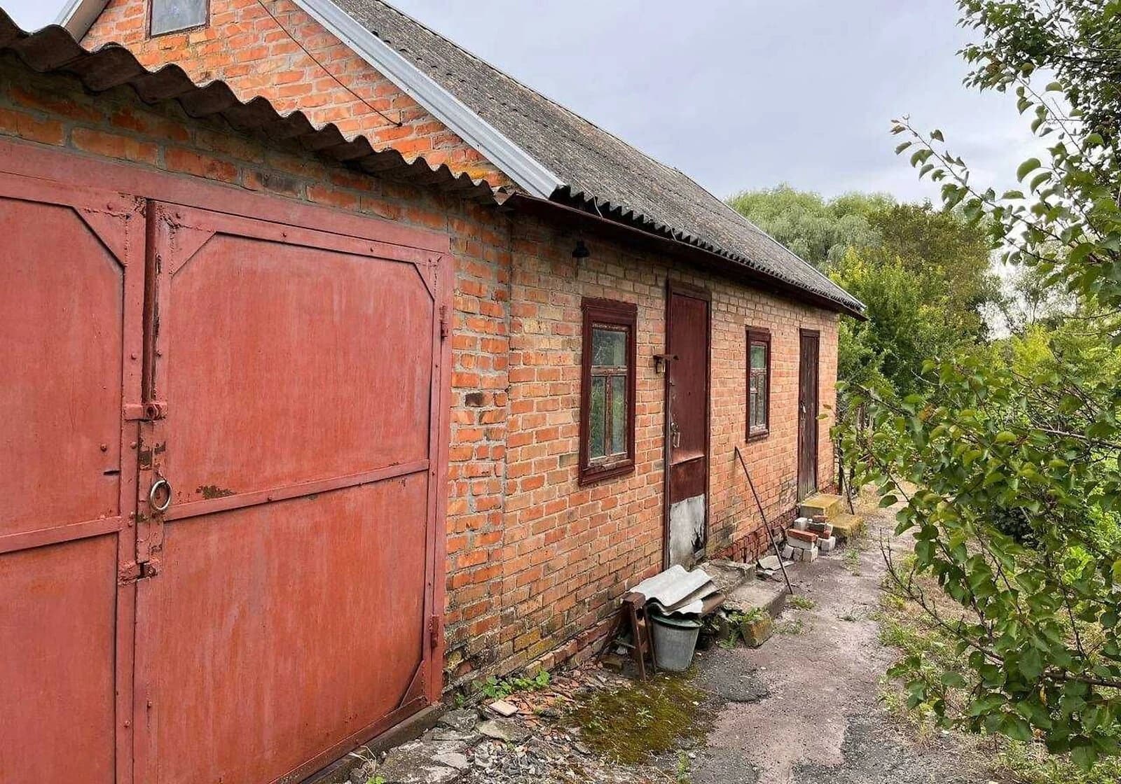 Будинок, Миргород: гараж, цегляні стіни, централізоване опалення - фото 4