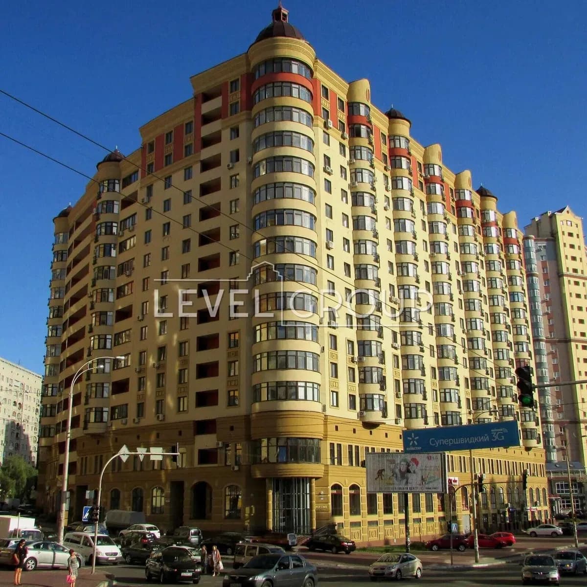 3-кімнатна квартира у ЖК Златоустівський: 3 паркомісця, авторський ремонт