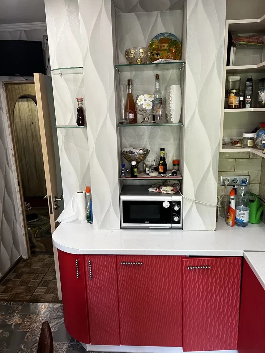 3-кімнатна квартира, Пересипський: світло не вимикають, море поруч