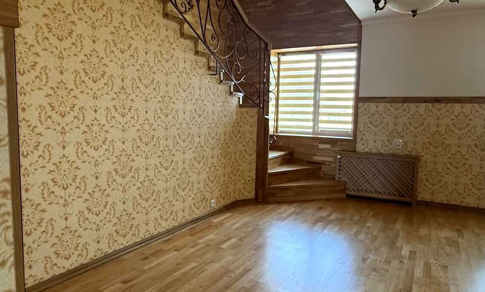 4-кімнатна квартира, Рівне: дворівнева, автономне газове опалення - фото 5