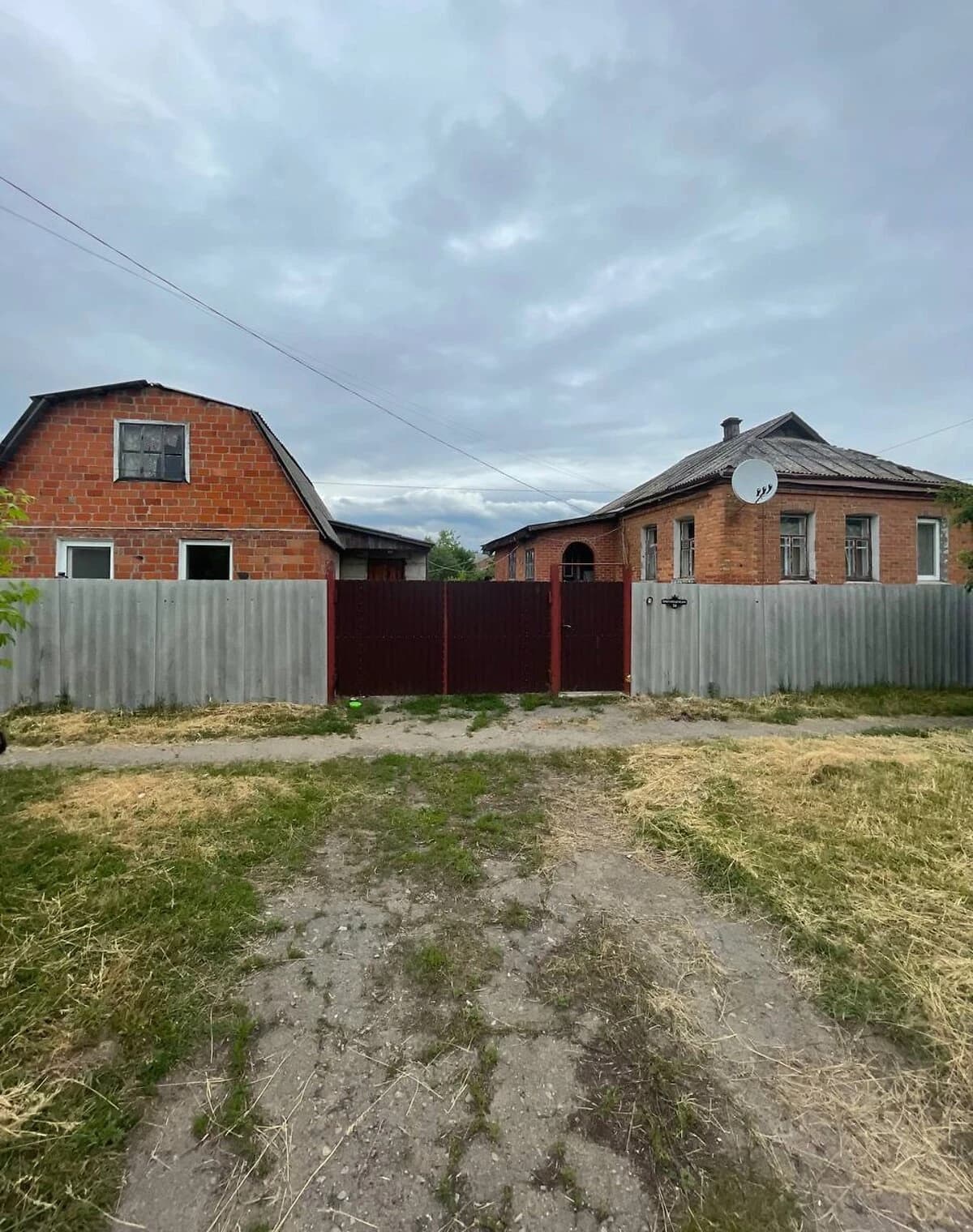 Будинок, Валки: ділянка 1600 м², 3 спальні, потребує ремонту - фото 1
