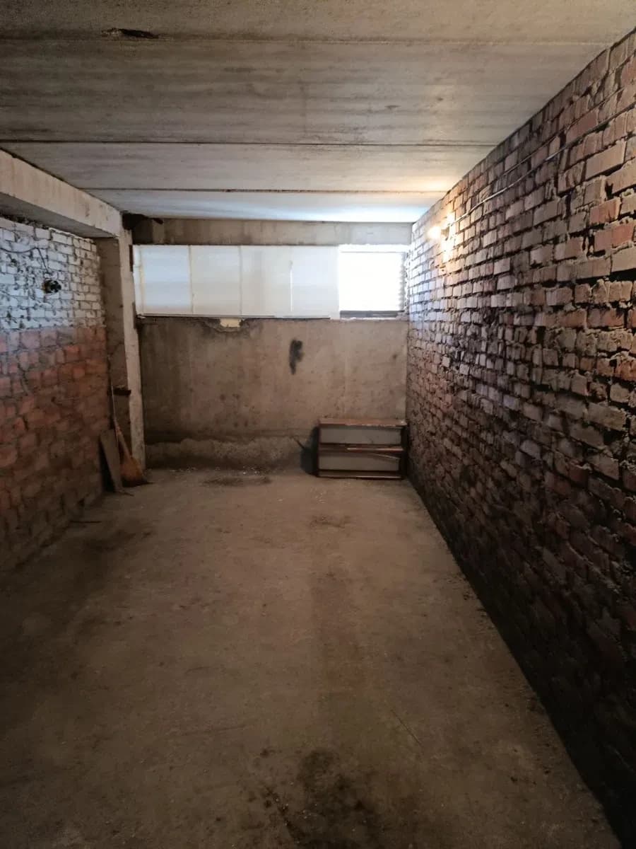 Гараж, Малехів: цегляний, цілодобова охорона, електронні картки - фото 2