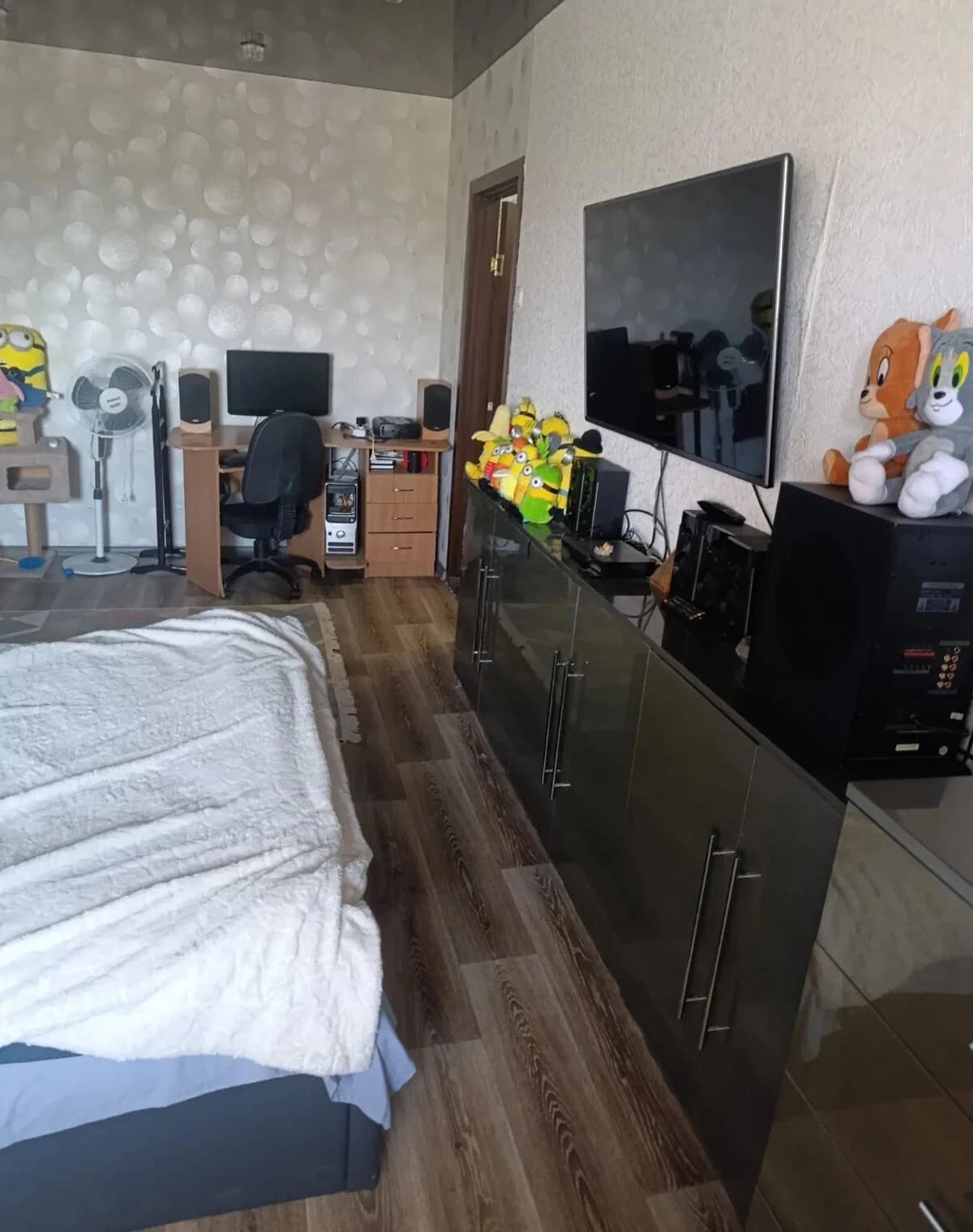 2-кімнатна квартира, Лозова: дизайнерський ремонт, новобудова, торг