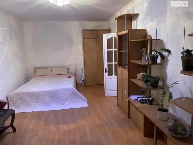 1-кімнатна квартира, Іллічівськ: косметичний ремонт, утеплення - фото 1