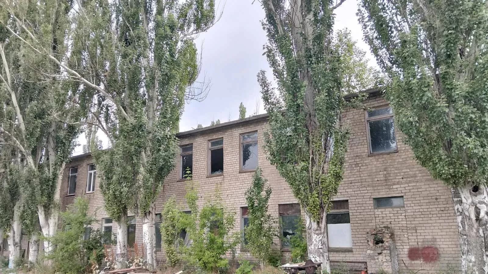 База, Покров: бокси 860 м², обладнання для обробки каменю - фото 3