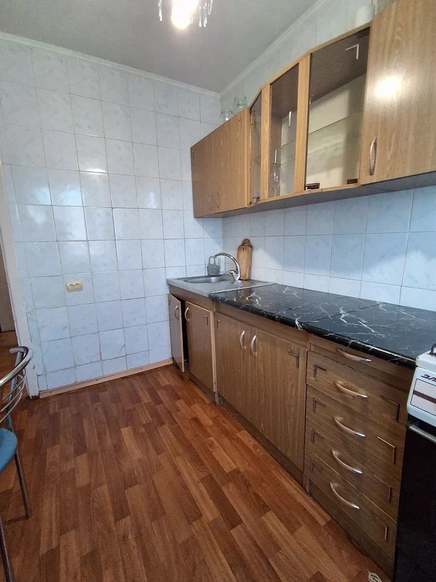 1-кімнатна квартира, Житній ринок: біля 17 школи, косметичний ремонт - фото 3
