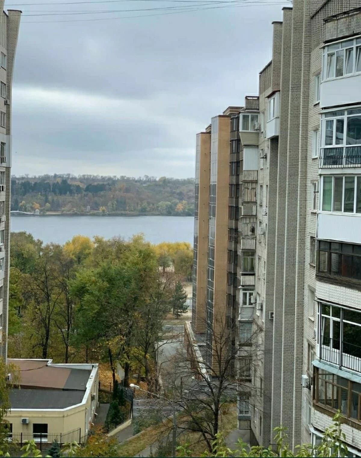 3-кімнатна квартира, Вознесенівський: торг можливий, без меблів - фото 1