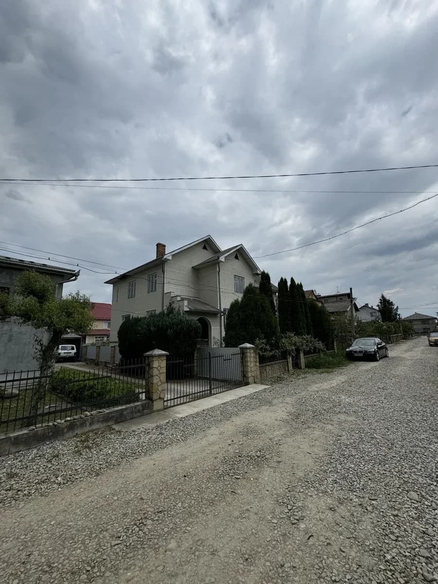 Будинок, Коломия: сирець, підвал 50 м², 6 соток - фото 1