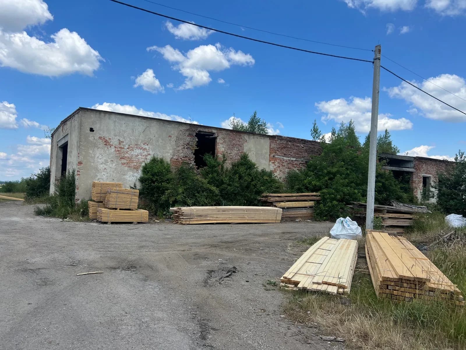 Нежитлова будівля, Вільшаник: цегляна, без комунікацій - фото 3