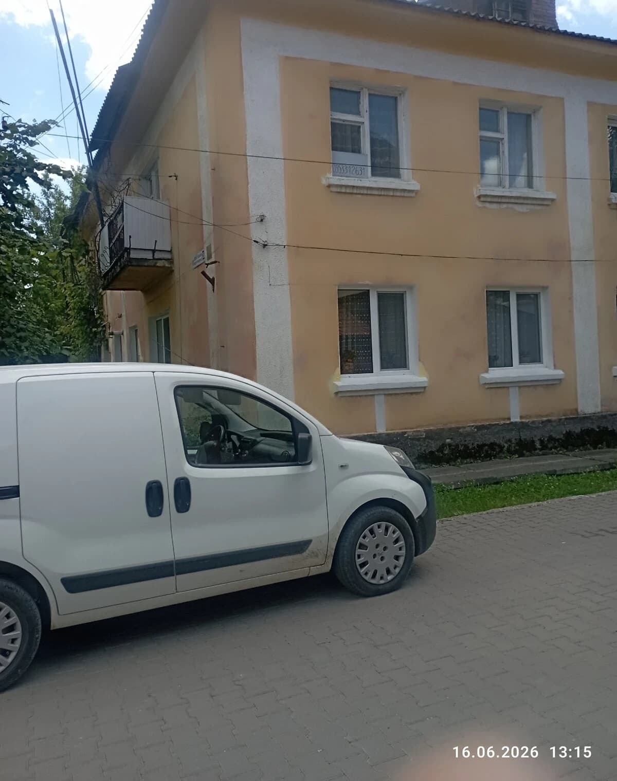 3-кімнатна квартира, Глибока: цегляні стіни, індивідуальне газове опалення - фото 1