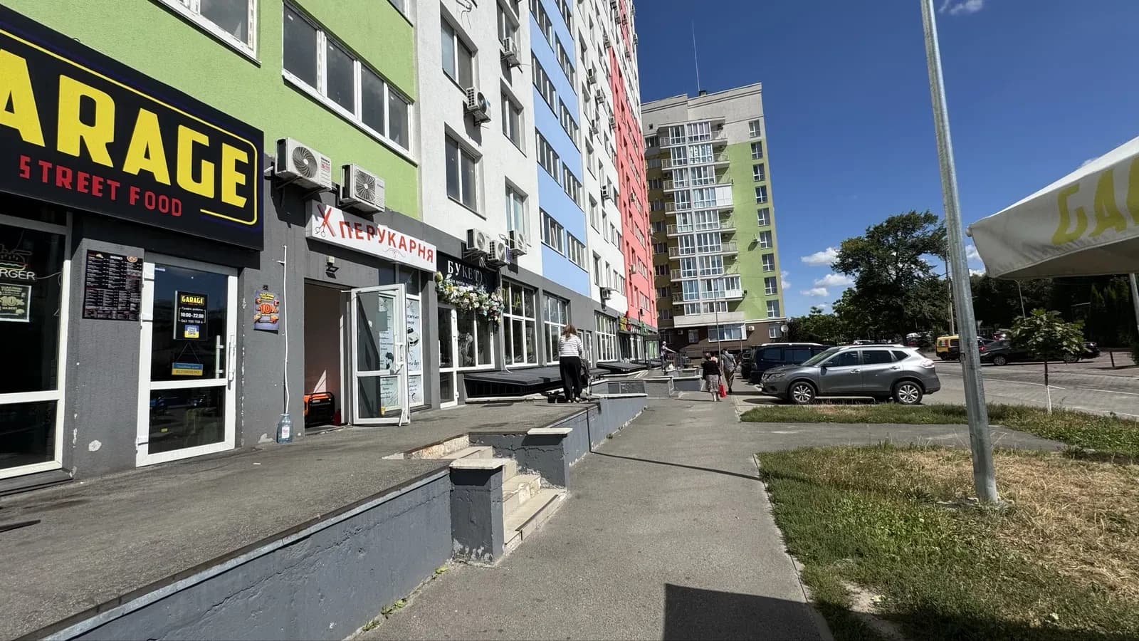 Магазин у ЖК Атлант: фасад, 50 метрів до Траш - фото 4