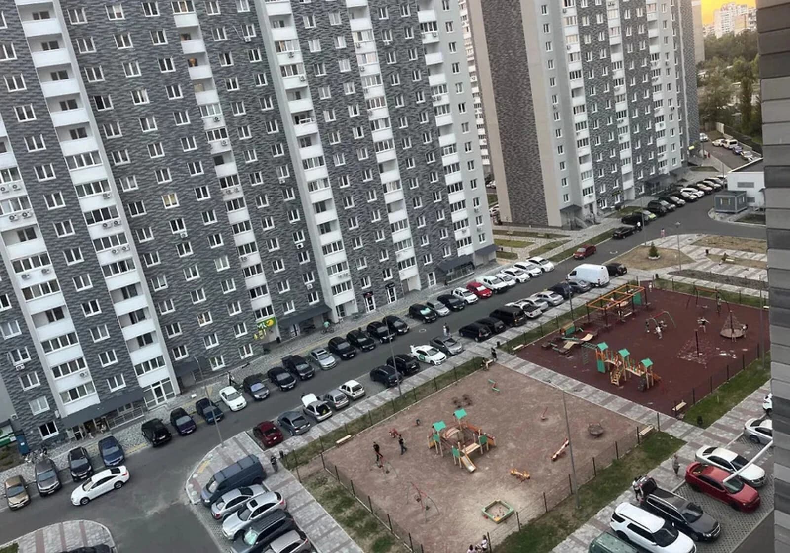1-кімнатна квартира, Київ: панельний будинок, балкон/лоджія - фото 1