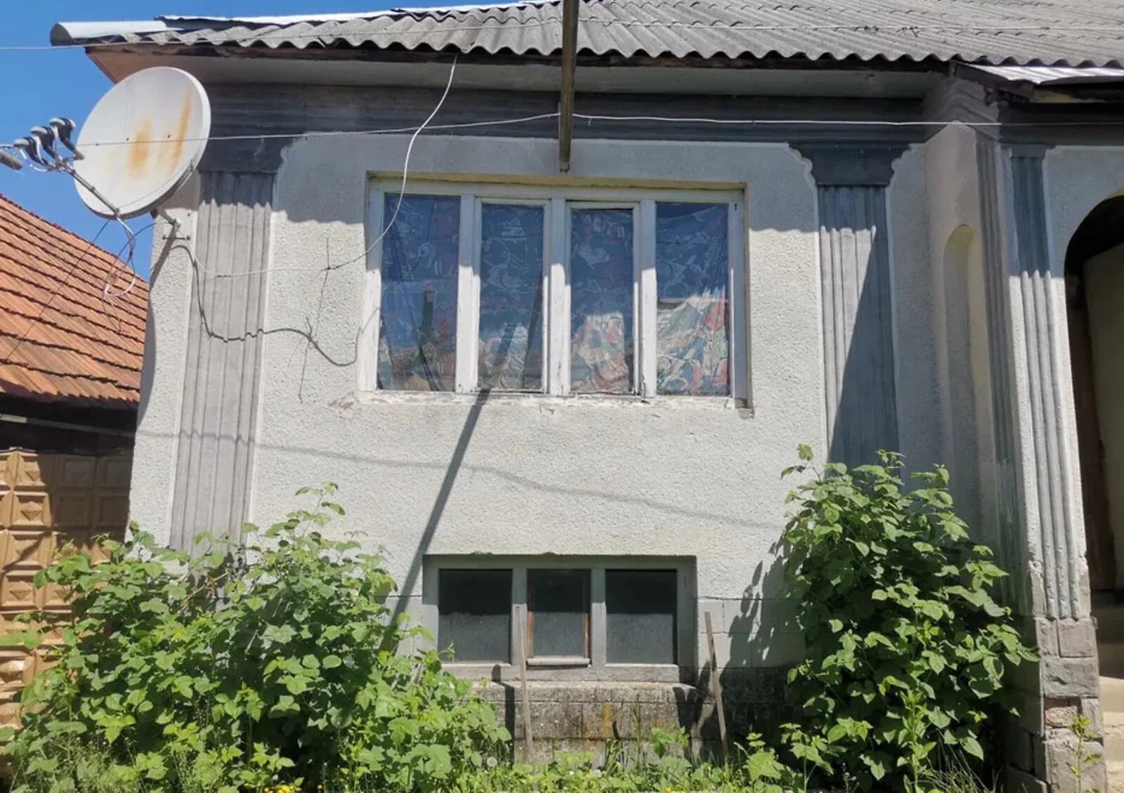 Будинок, Обава: ділянка 14 соток, криниця, цегляні стіни