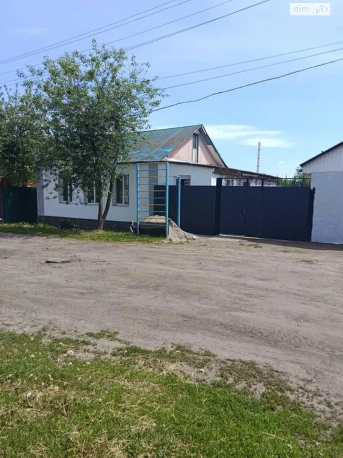 Будинок, Глухів: гараж, бесідка, 6 соток
