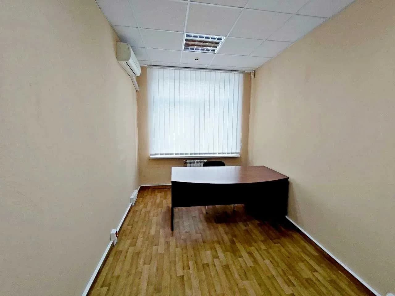 Офіс у ЖК КомфортТаун: генератор, автономне опалення, парковка - фото 3