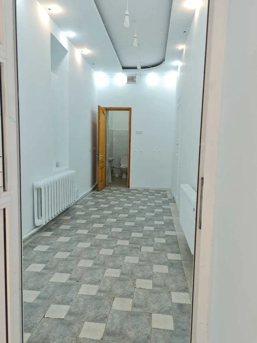 Приміщення, Дніпро: фасадне, власна котельня, санвузол - фото 2
