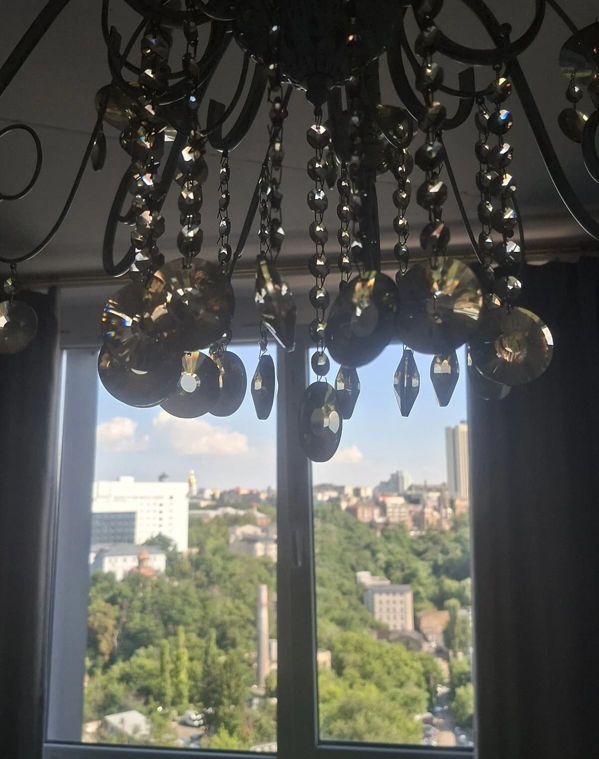 1-кімнатна квартира, Поділ: євроремонт, ліфт працює без світла - фото 1